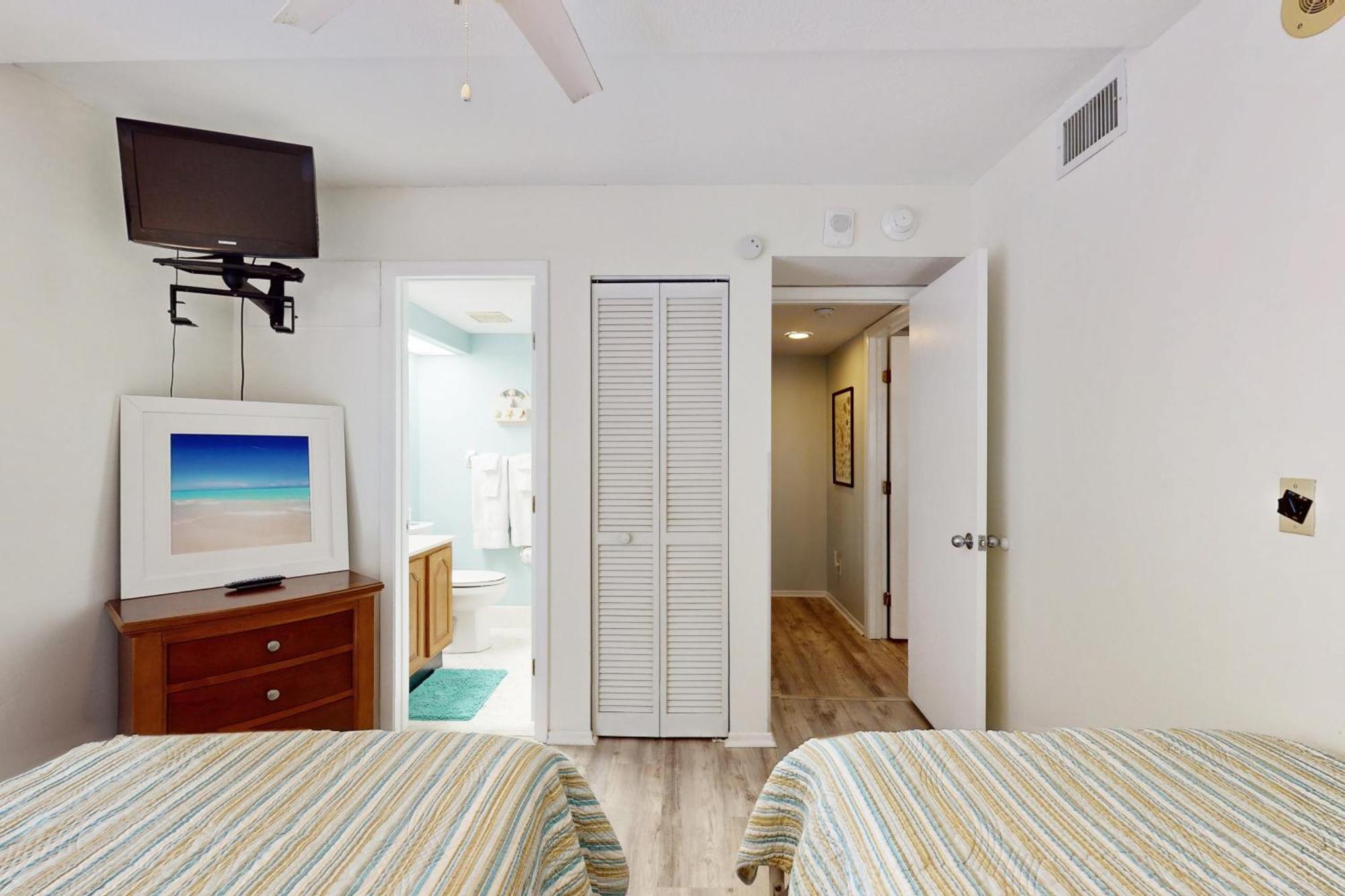 Ocean Breeze & Santa Maria Condos フォートマイヤーズビーチ 部屋 写真