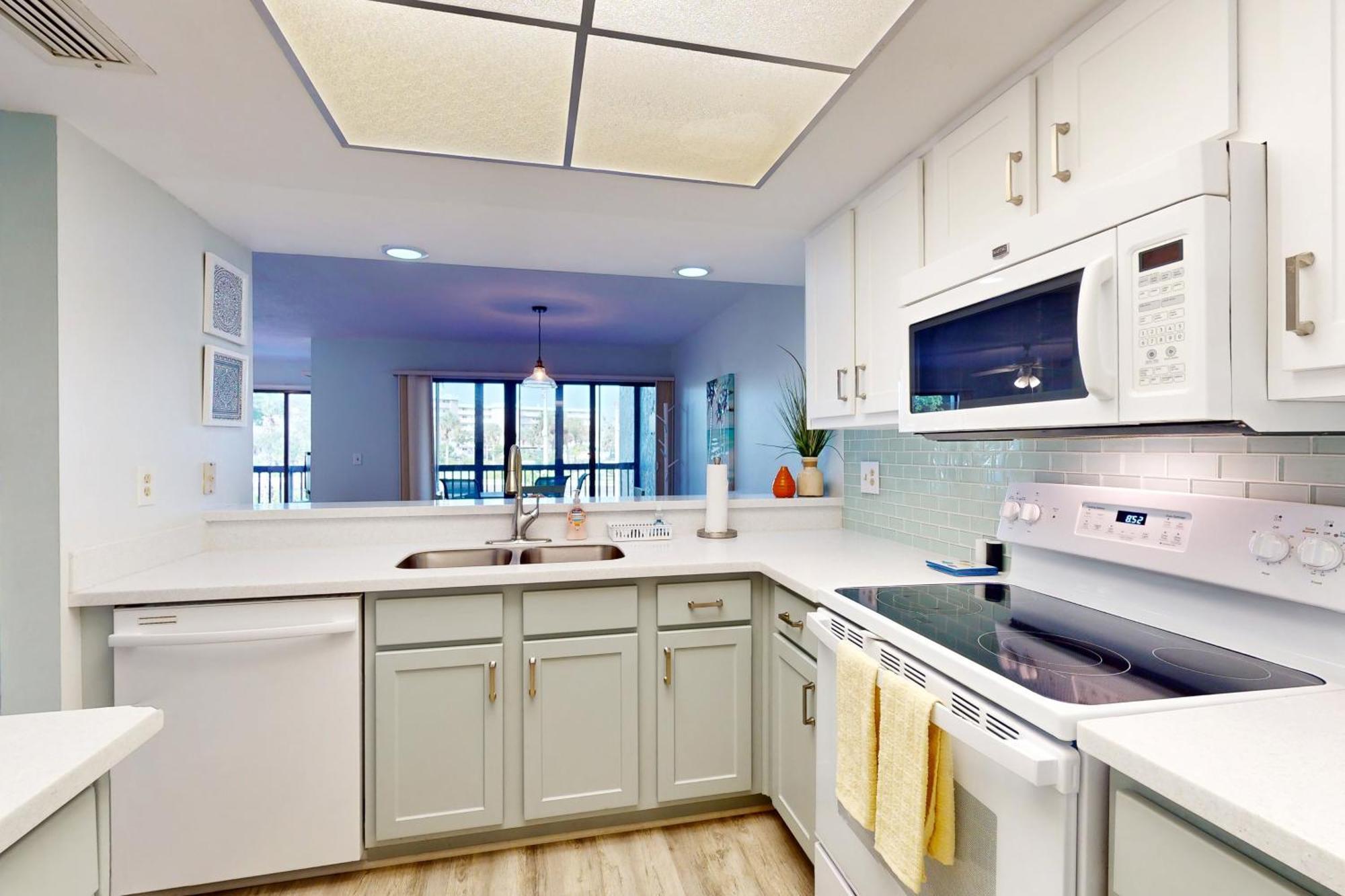 Ocean Breeze & Santa Maria Condos フォートマイヤーズビーチ 部屋 写真