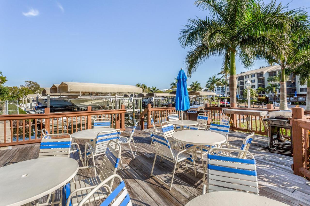 Ocean Breeze & Santa Maria Condos フォートマイヤーズビーチ エクステリア 写真