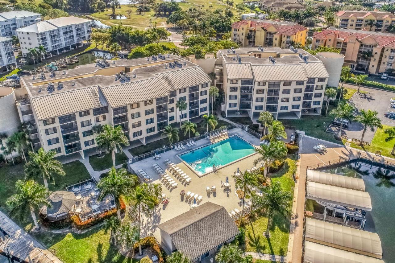Ocean Breeze & Santa Maria Condos フォートマイヤーズビーチ エクステリア 写真